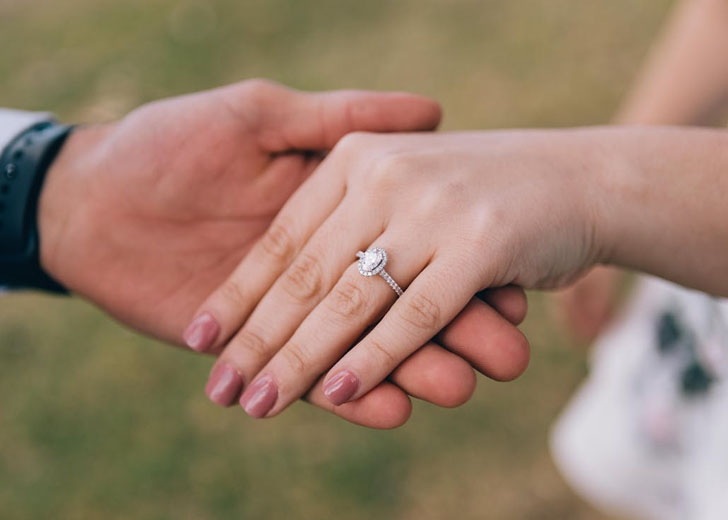 9 Psychological Reasons Why People Purchase Diamond Jewelry — A Buying Guide in 2022