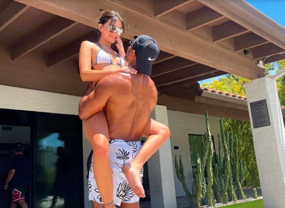 Mads Lewis's relationship with Kevin Mejia was brief.