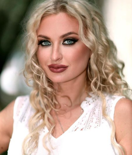 Mike Youngquist's wife Natalie Mordovtseva.
