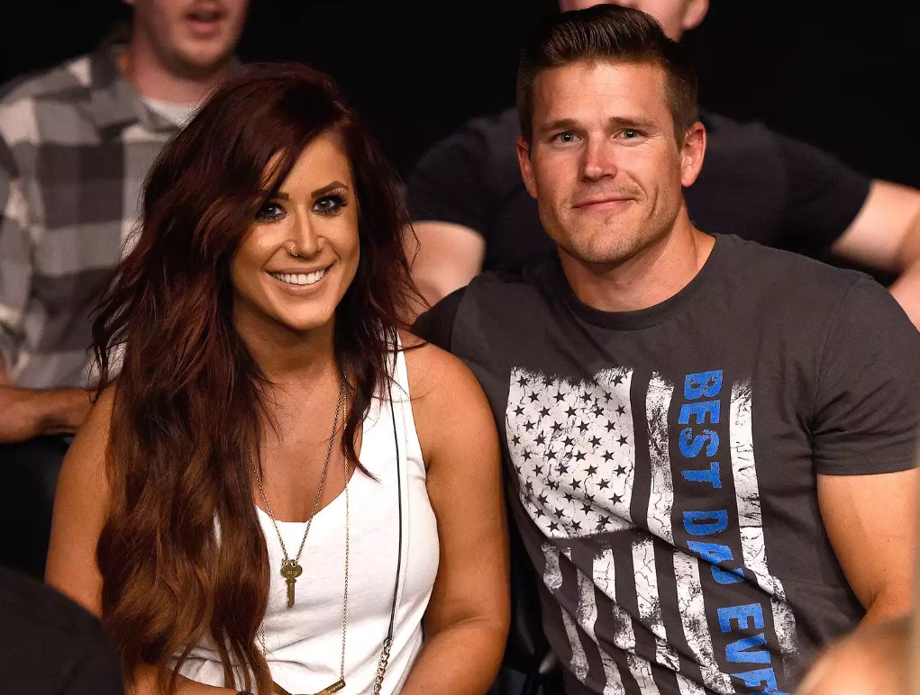 Chelsea DeBoer and her husband Cole DeBoer worked together to amass a multimillion-dollar net worth.