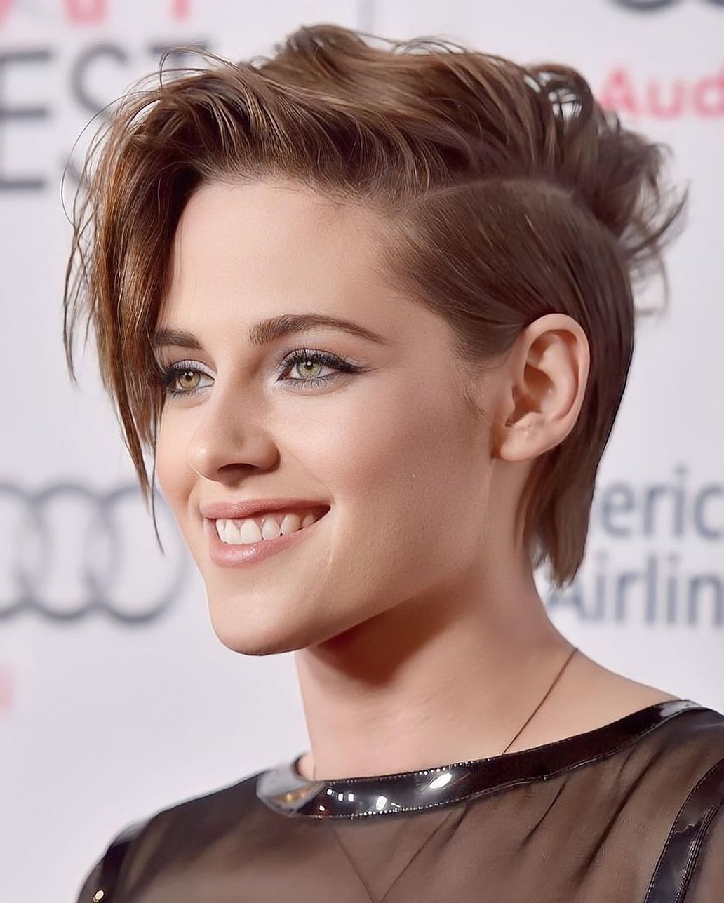 Kristen Stewart is not related to Martha Stewart.