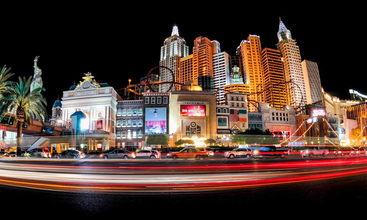 Riding the Wave: The Remarkable Growth of the Online Casino Market in 2023