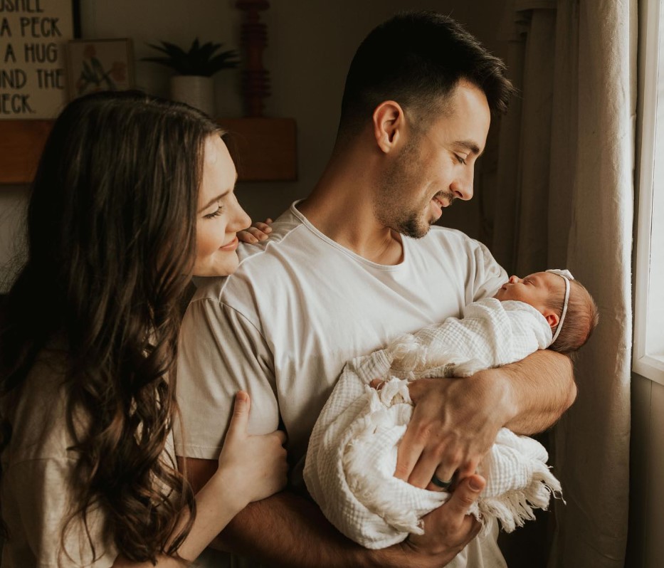 Devin Cordle and Hunter Cordle welcomed their daughter, Ivy Cordle, in 2021.