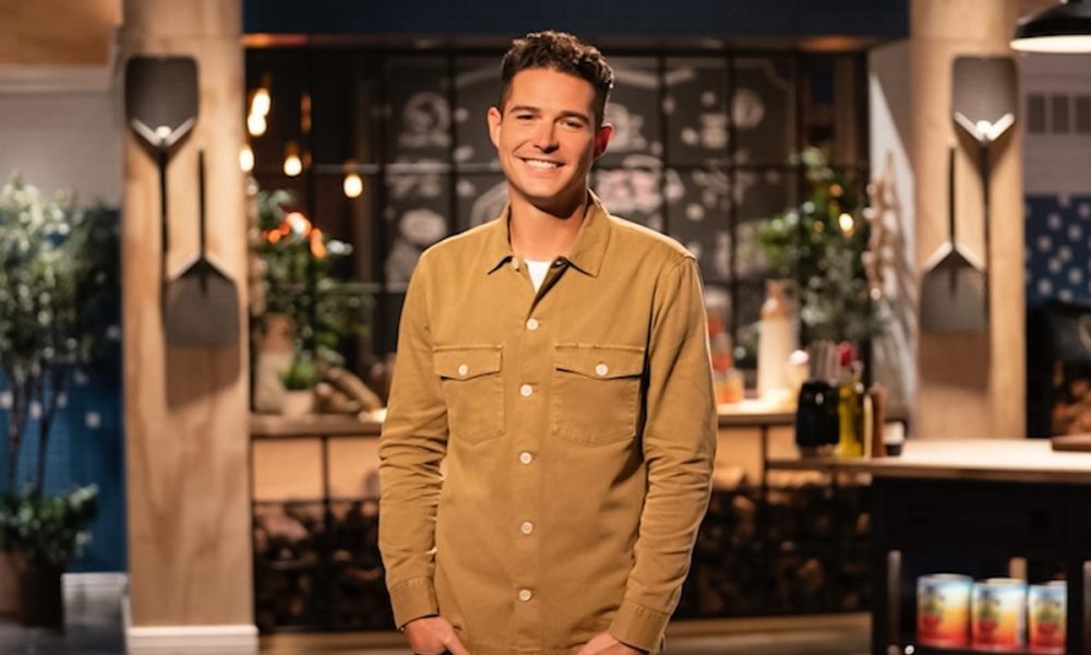 Wells Adams Explains Why His Marriage with Sarah Hyland Is Hard