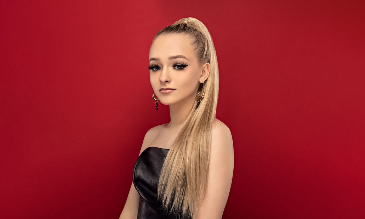 Fans Enraged as Zoe LaVerne Reveals She Wants to Make OnlyFans