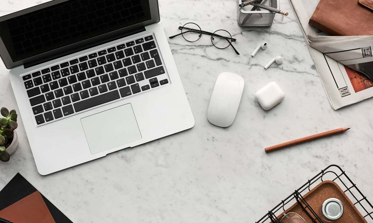 Interesting Ways to Make Your Workstation Better Organized and Desirable
