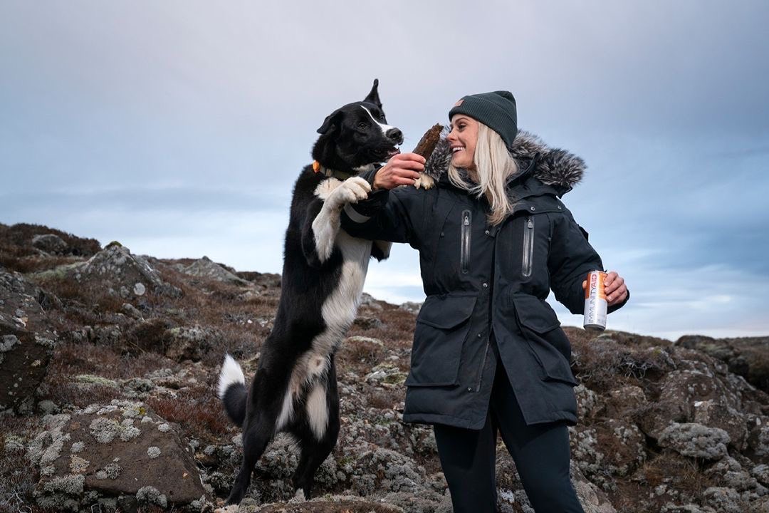 Sara Sigmundsdóttir enjoying her time with her pet dog