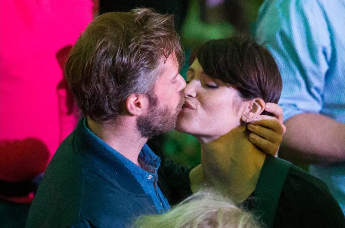 Rory Keenan and Gemma Arterton about to kiss at Barclaycard’s British Summertime Hyde Park