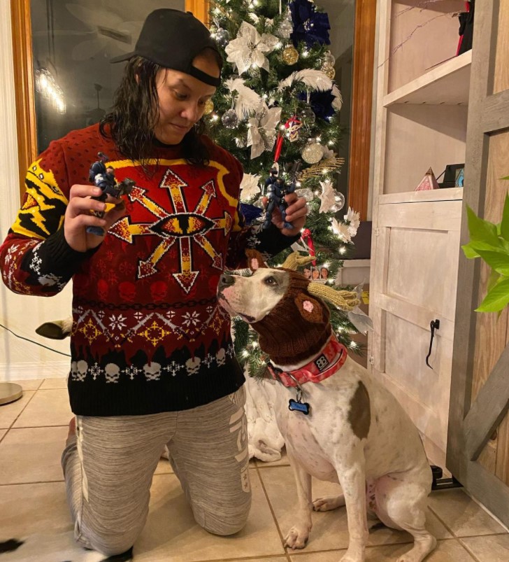 Shayna Baszler celebrating Christmas with her pet dog