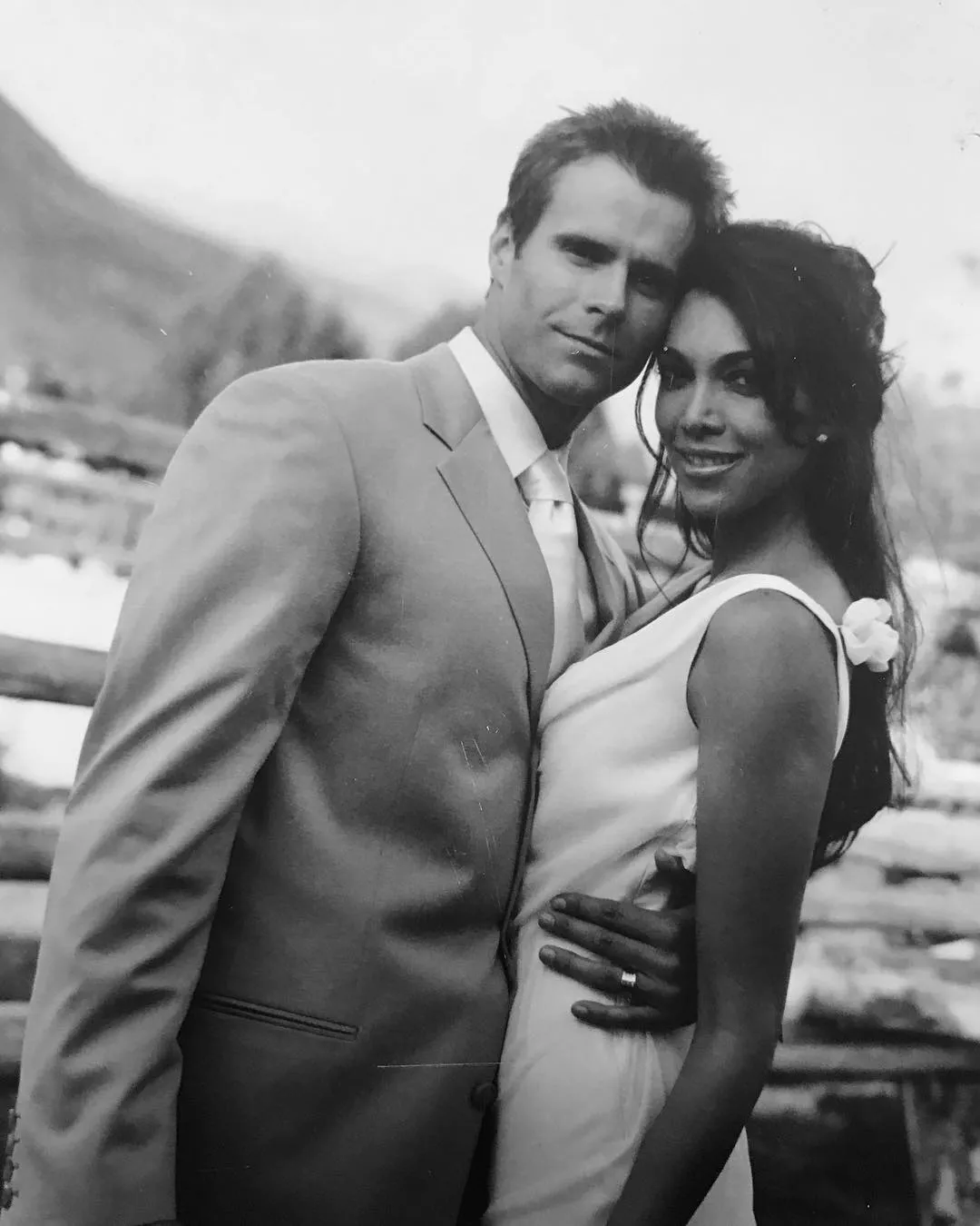 Cameron Mathison and his wife, Vanessa Arevalo, on their wedding day