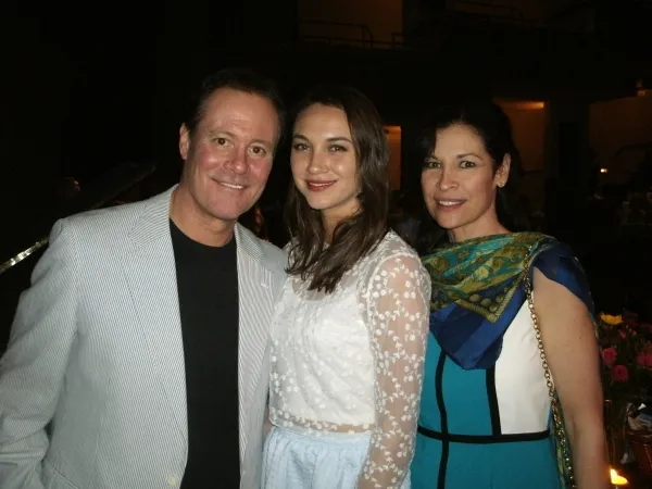 Sydney Lemmon with her parents, Chris Lemmon and Gina Raymond