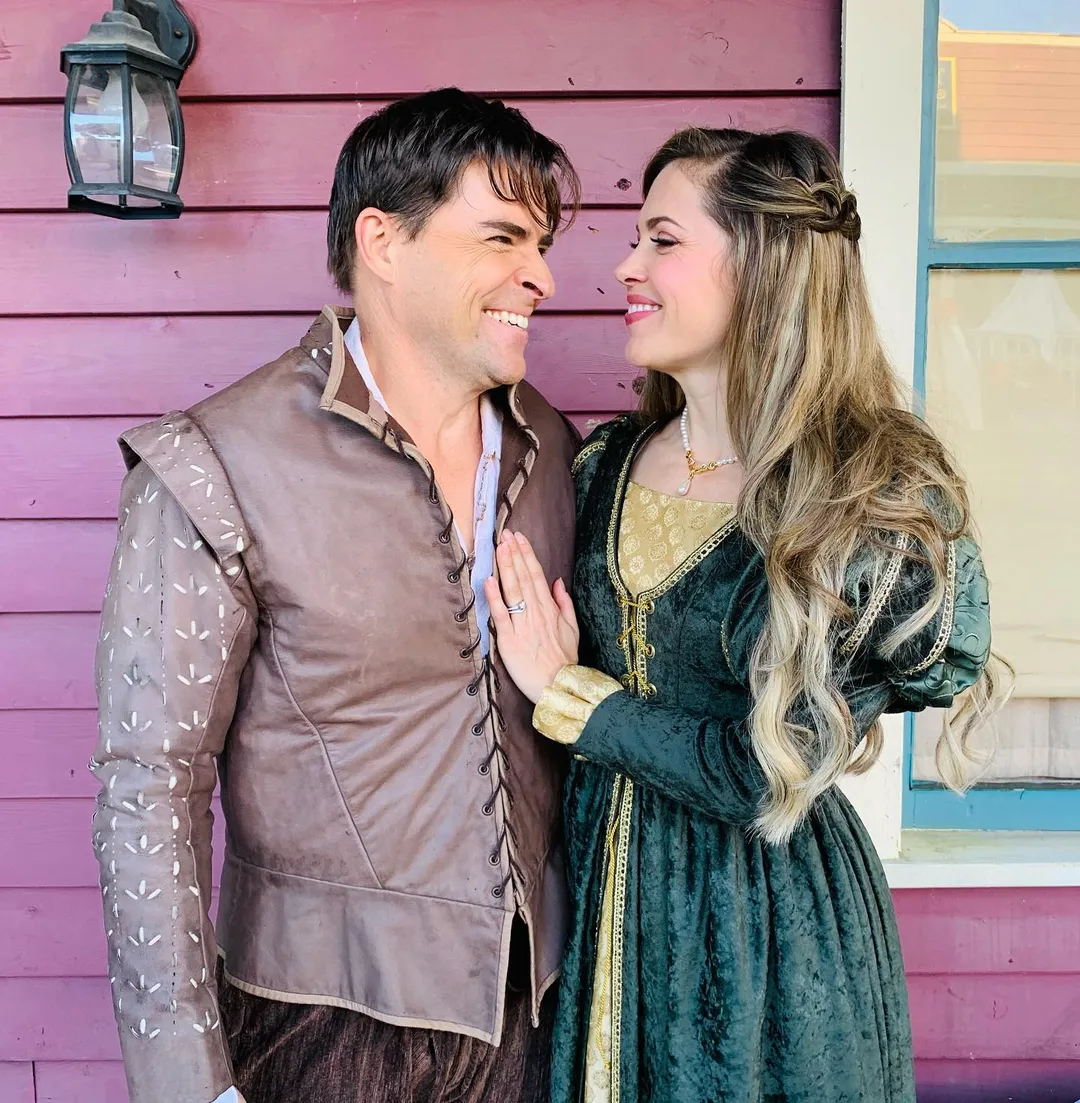 Pascale Hutton and Kavan Smith at the set of Hallmark Channel's 'When Calls the Heart'