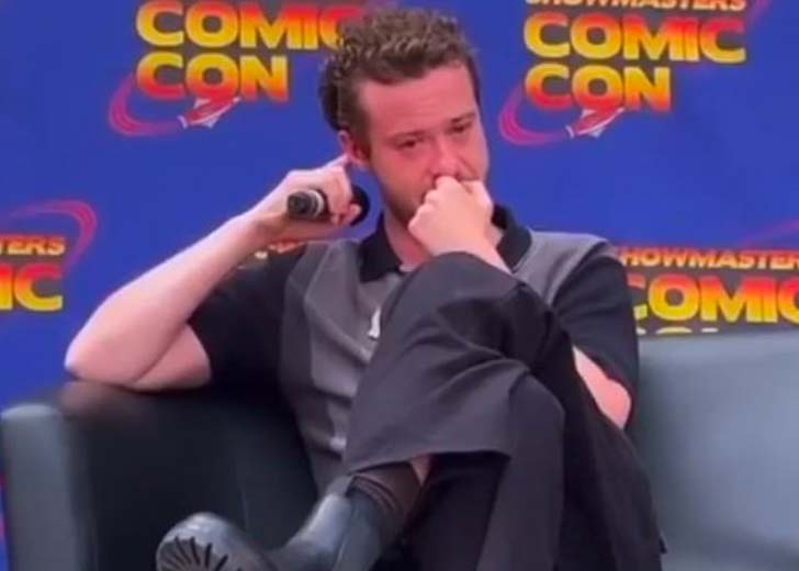 Joseph Quinn Crying at Comic Con — But What Happened to Him?