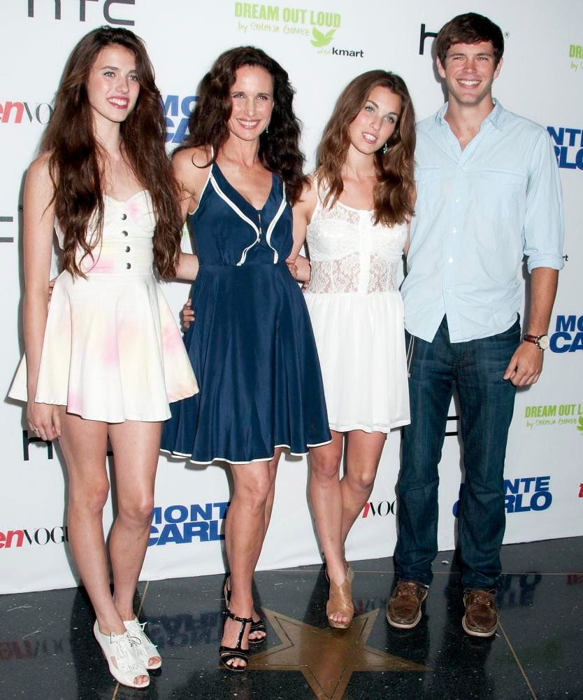 Justin Qualley with his mother, Andie McDowell, and sisters, Rainey Qualley and Margaret Qualley.