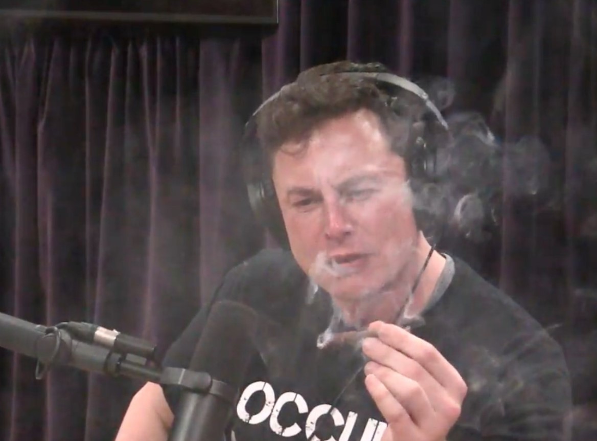 Elon Musk smoking marijuana on Joe Rogan's podcast