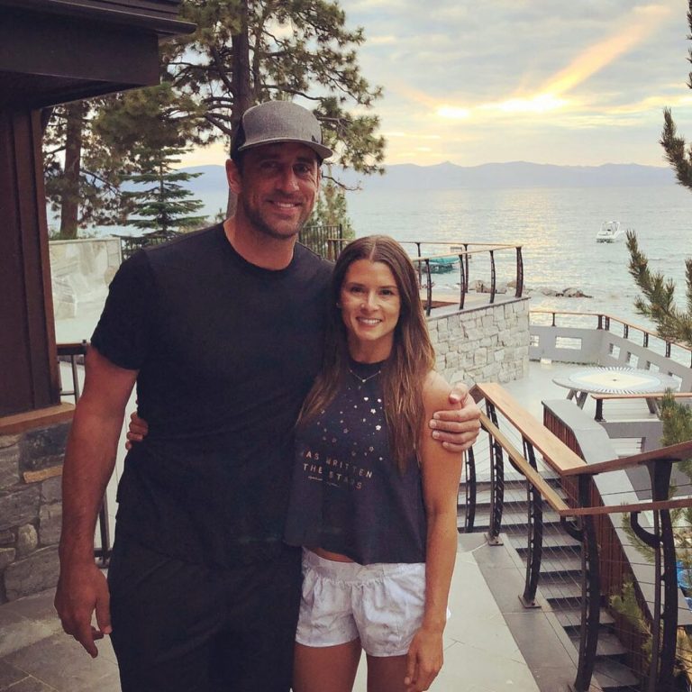 Who Is Aaron Rodgers Girlfriend Blu All You Need To Know 5934