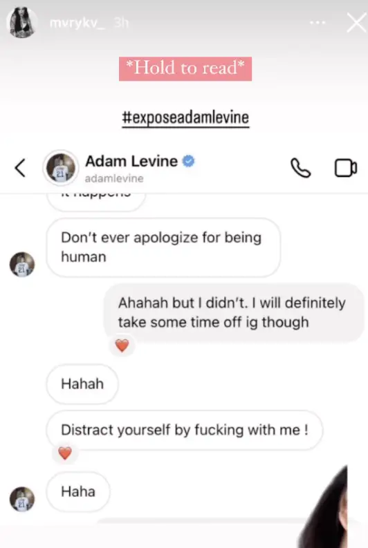 Maryka showing her conversation with Adam Levine. 