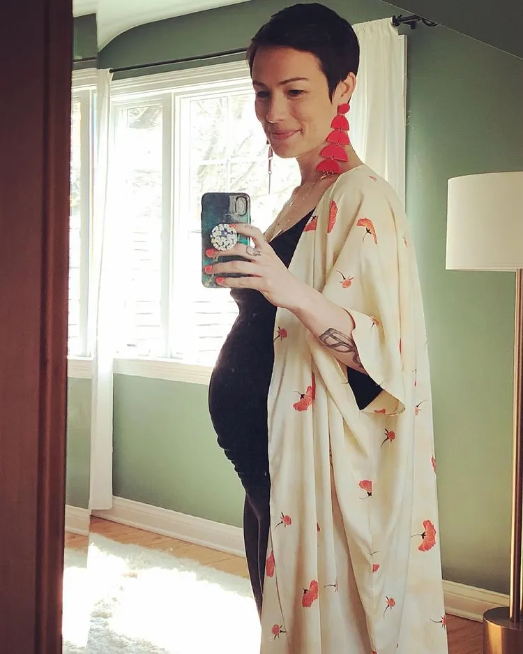 Nick Gehlfuss's wife, Lilian, showing off her baby bump in April 2021. 