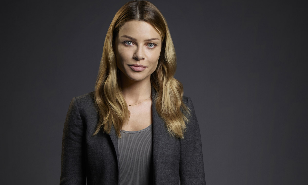 Lauren German's Height And Weight: How Tall Is Lucifer Star?