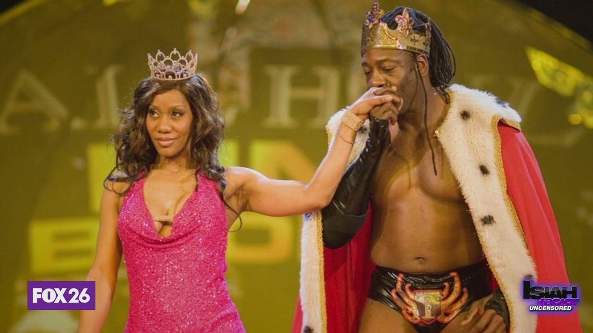 Booker T and his present wife, Sharmell Sullivan-Huffman, have been together for over two decades. 