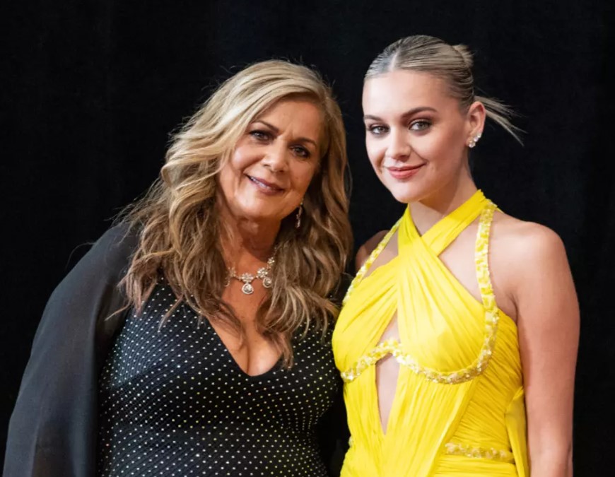 Kelsea Ballerini and her mother, Carla Ballerini, attended the 65th Annual Grammy Awards. 