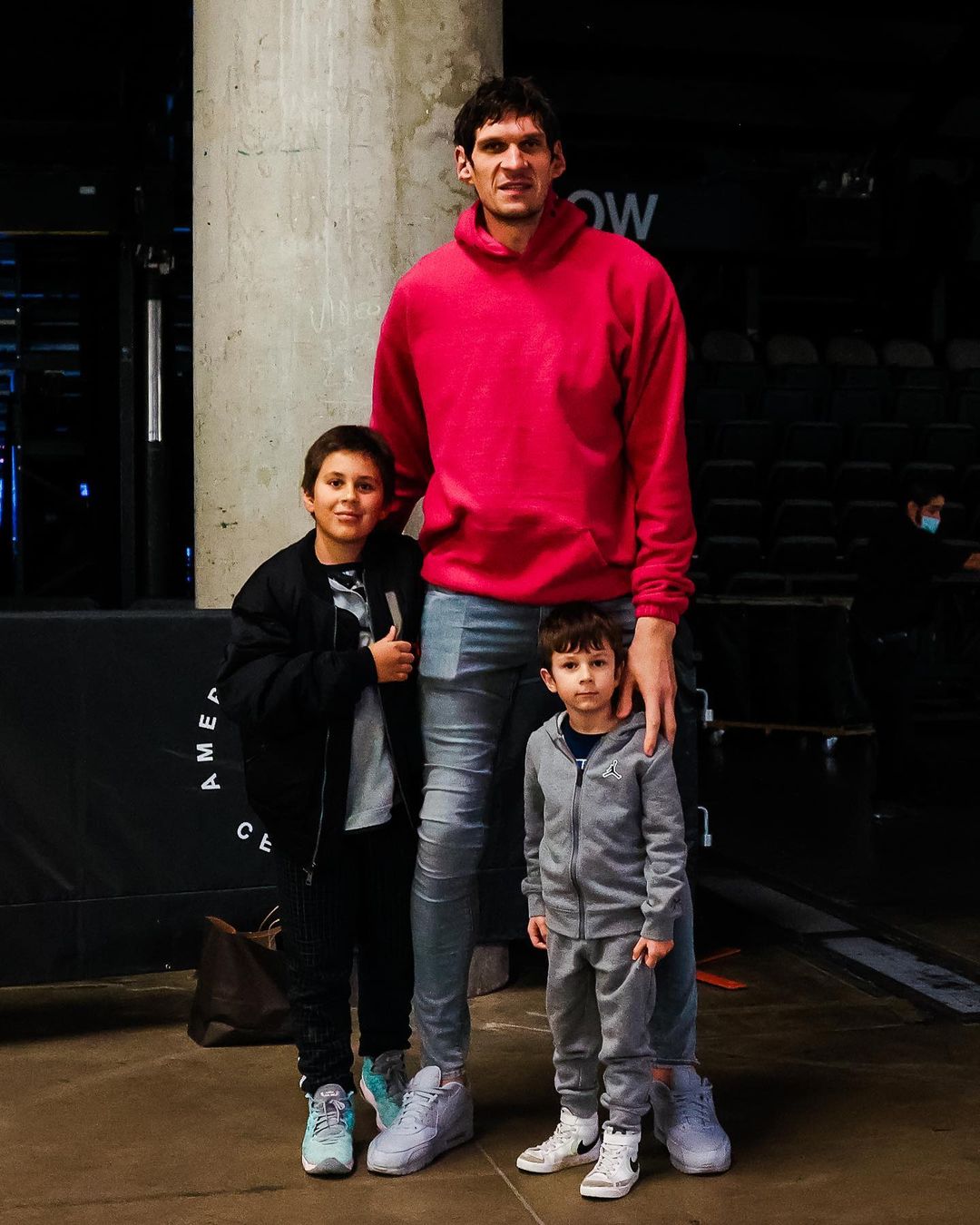 Vuk Marjanović, as seen in a picture with his dad, Boban Marjanovic, and his younger brother, Petar Marjanović.