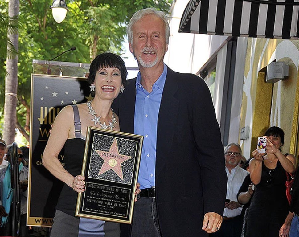 James Cameron and Gale Anne Hurd were in a relationship for four years. 