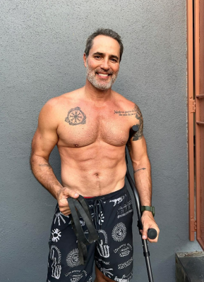 Victor Webster's shirtless picture