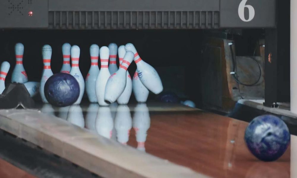 Kingpins of Cool: The Ultimate Guide to Rocking Men's Custom Bowling Shirts