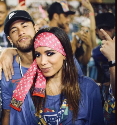 Neymar with Anitta during carnaval in Rio 