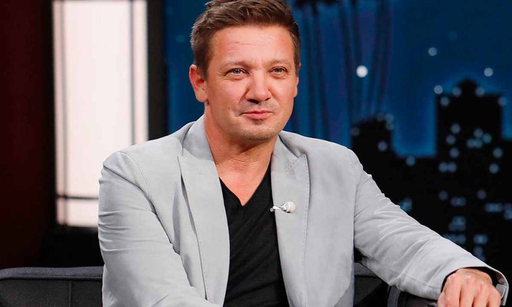 Jeremy Renner’s Swiss Influencer Fangirl Denies Dating the Actor amid Affair Rumors