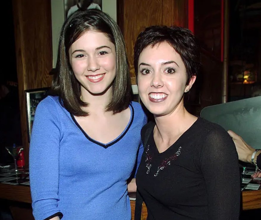 Mary Elizabeth Winstead shares a close bond with her sister. 