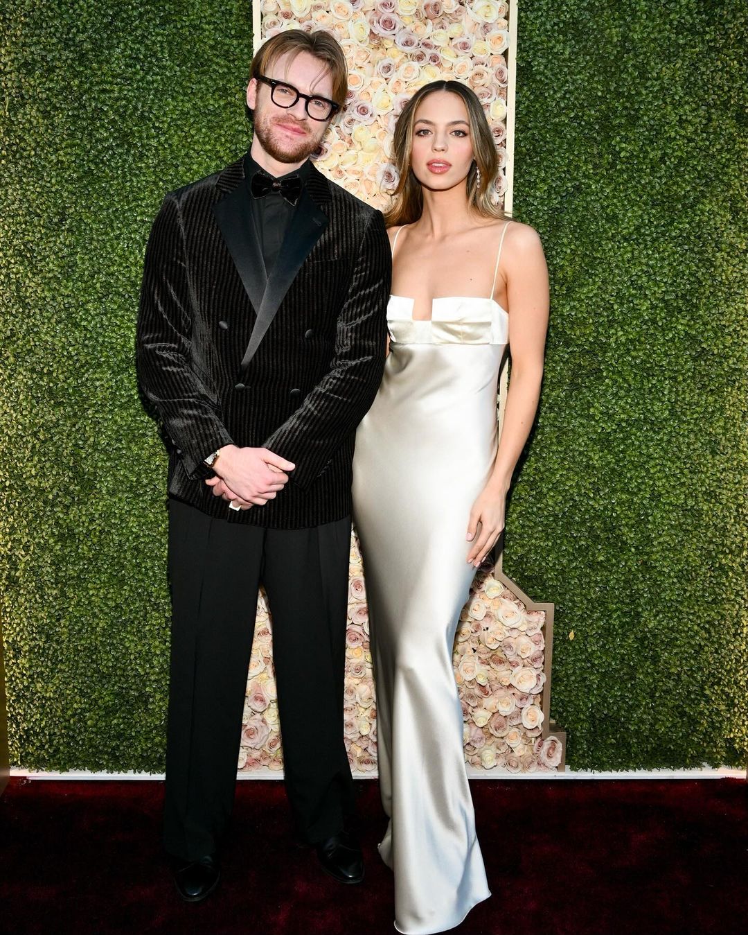 FINNEAS and Claudia Sulweski at Golden Globe Awards 2024.