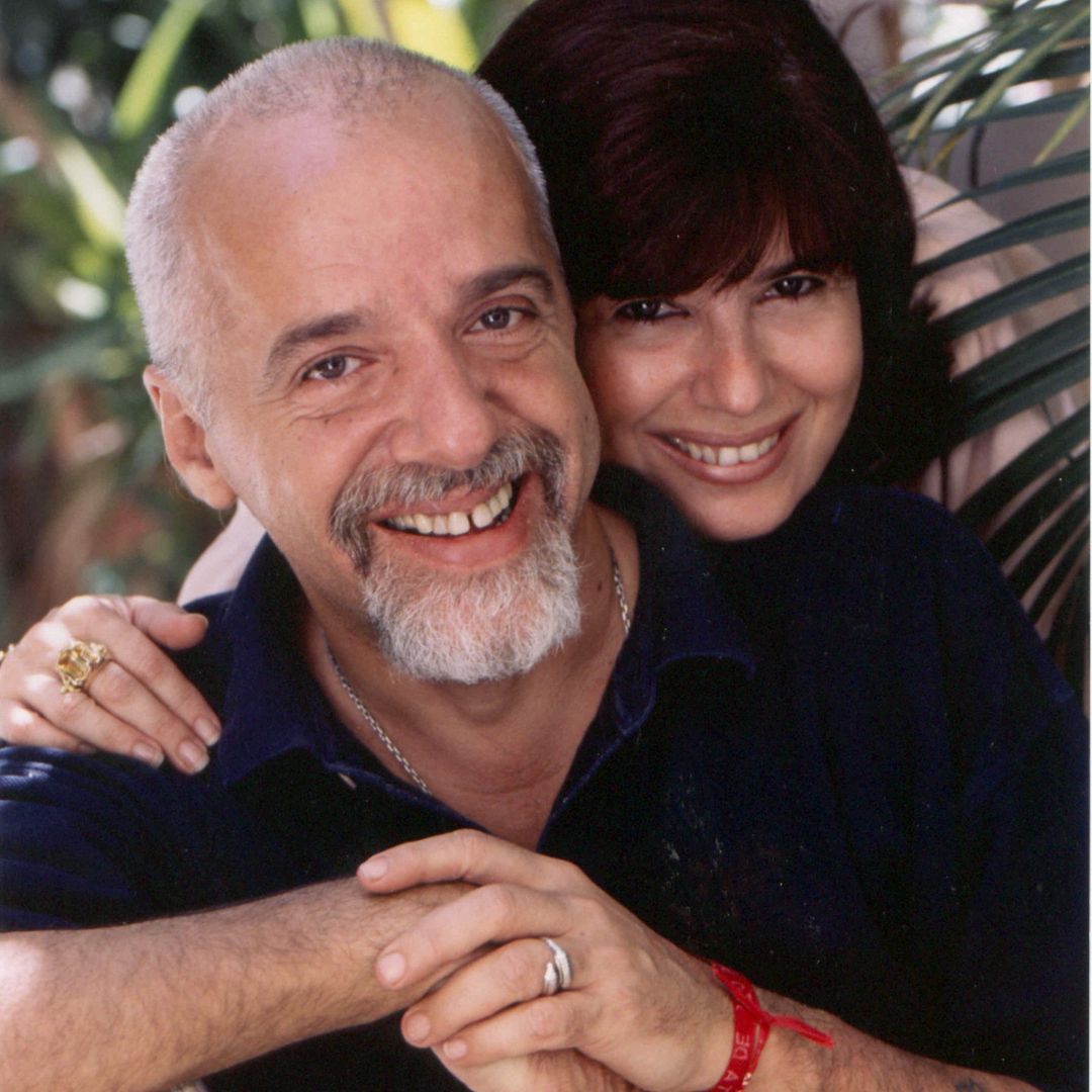 Paulo Coelho and his wife, Christina Oiticica, do not have any children.