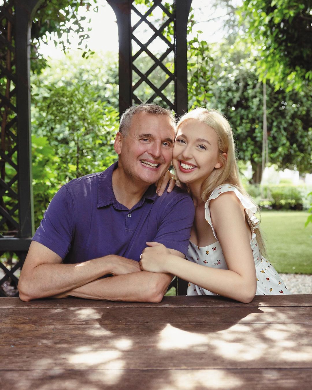 Phil Rosenthal with his daughter Lily Rosenthal