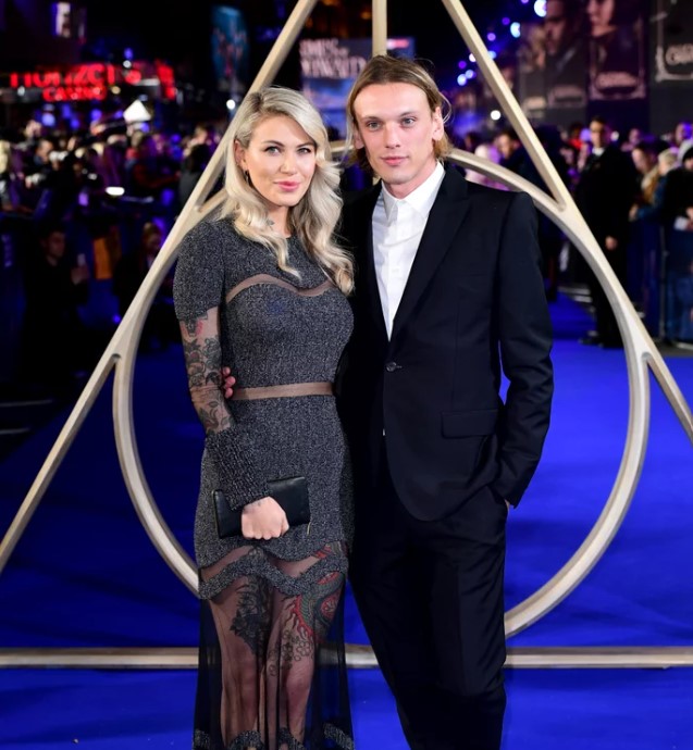 Jamie Campbell Bower with his former girlfriend Ruby Quilter in 2018