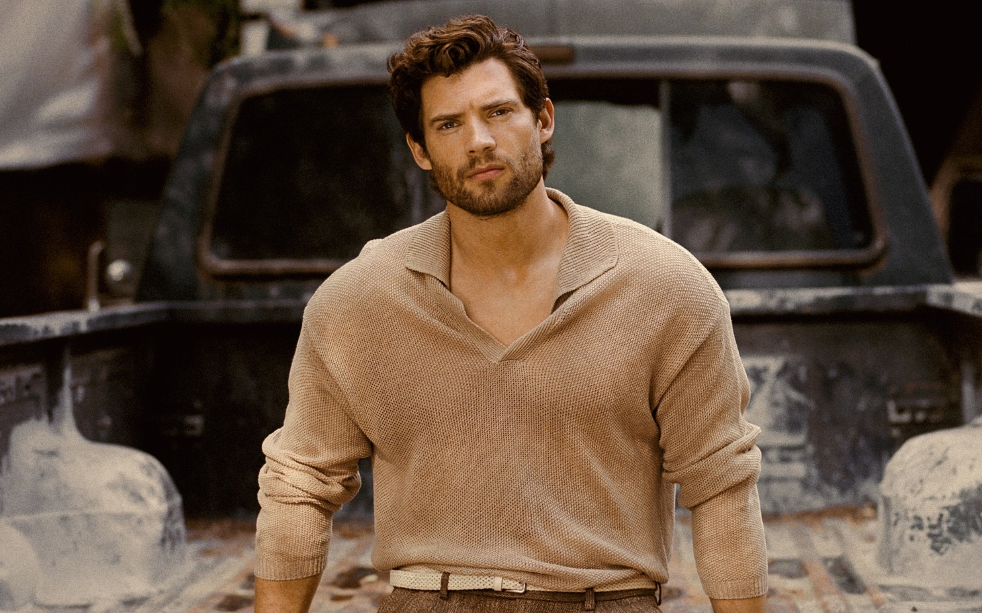 Is David Corenswet Gay? Exploring ‘Superman’ Star’s Sexuality